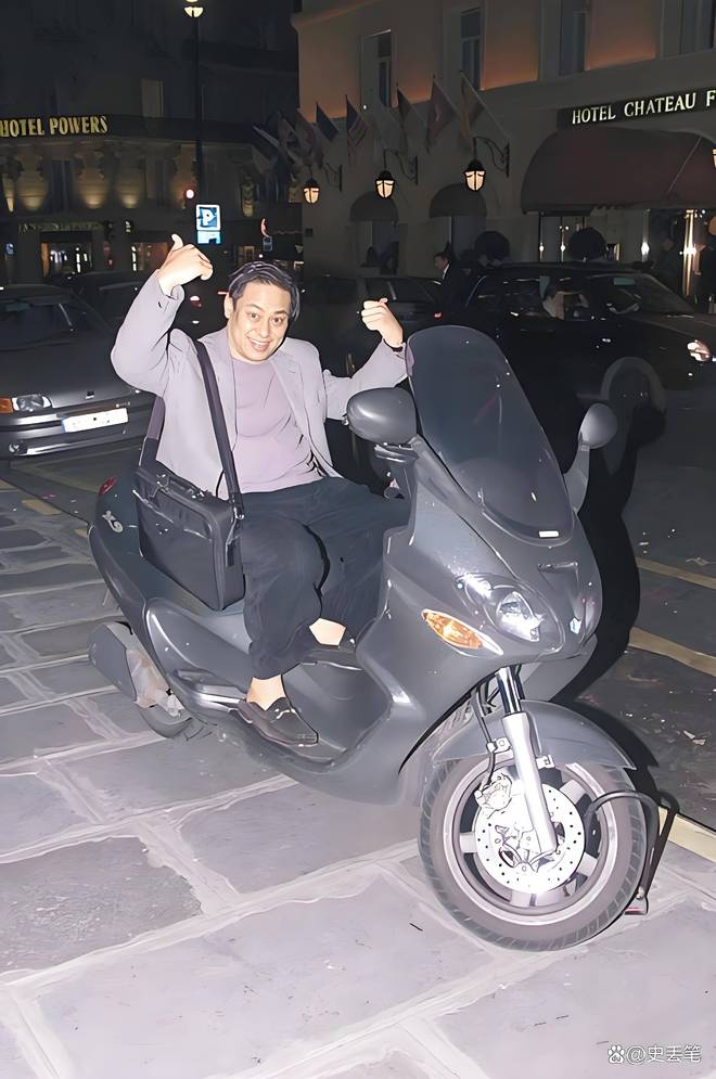 19岁亚马尔激动坏了!21岁女友已搬入其1000万欧的豪宅:正式同居