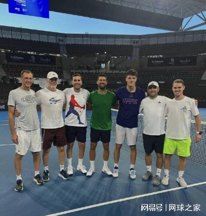 官网5大专家预测总决赛:3人看好马刺夺冠 文班布伦森争FMVP
