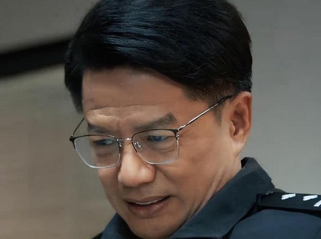 突发！福克斯取关马刺，字母哥交易倒计时，快船计划追求FMVP