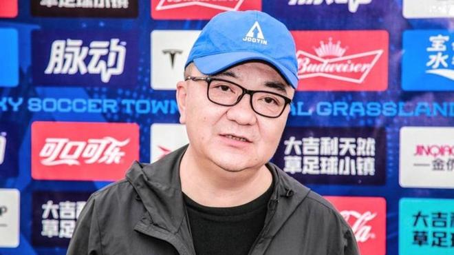 女篮热身赛:中国女篮11分完胜马里 张子宇篮下送遮天大帽