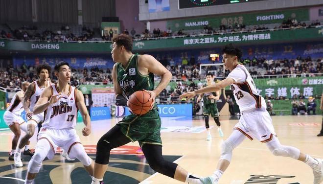 收视破1,央视新剧全员演技惊艳,他一出场弃剧声一片差评满天飞