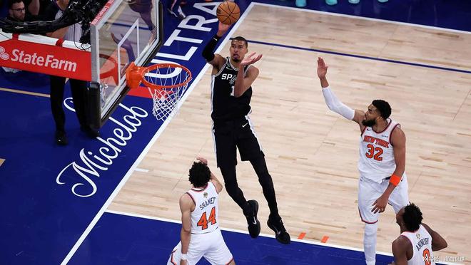 郭昊文正式登陆NBA夏联!本土得分王再冲NBA,他配得上双向合同